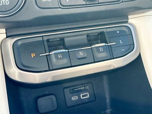 Used 2023 GMC Acadia Denali w/ Denali Ultimate Package image 22