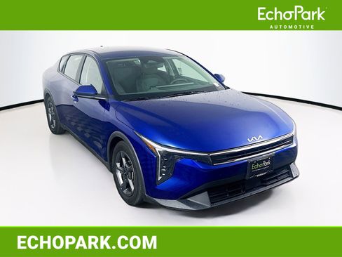Used 2025 Kia K4 FWD image 1