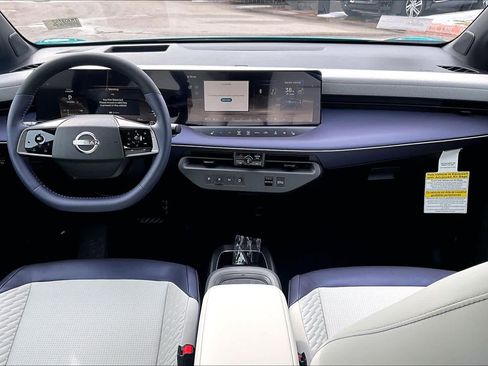 New 2026 Nissan Leaf Platinum+ image 5