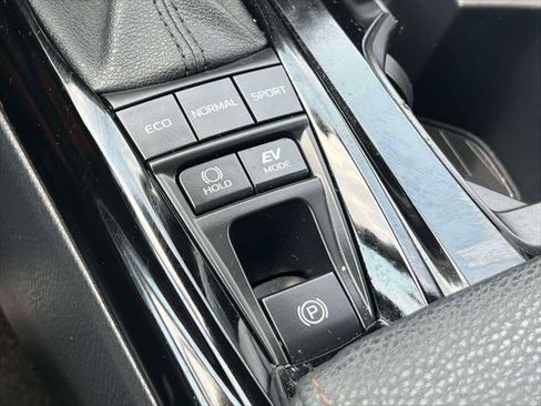 Certified 2026 Toyota Camry XLE w/ Premium Plus Package AWD/4WD image 31