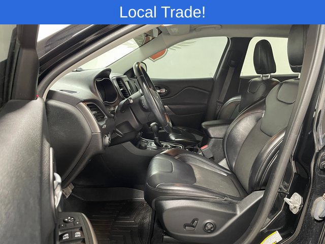 Used 2019 Jeep Cherokee Latitude Plus AWD/4WD image 11