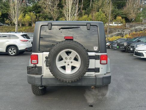 Used 2012 Jeep Wrangler Sport image 4