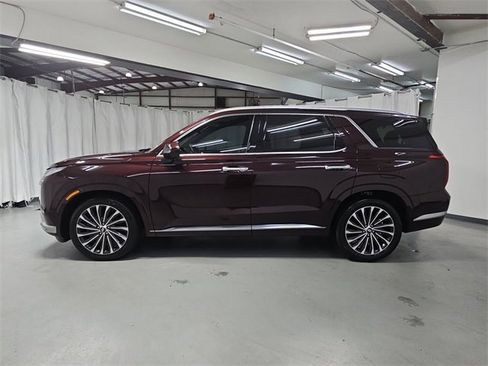 Used 2023 Hyundai Palisade Calligraphy w/ Cargo Package image 5
