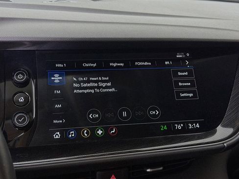 Used 2023 Buick Envision Essence w/ Sport Touring Package image 17