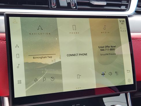 Certified 2022 Jaguar XF R-Dynamic SE image 19