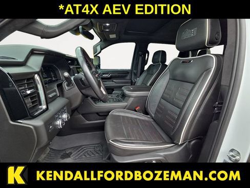 Used 2025 GMC Sierra 2500 AT4X w/ AT4X AEV Edition AWD/4WD image 11