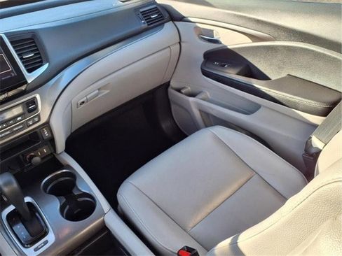 Used 2017 Honda Pilot EX-L image 13