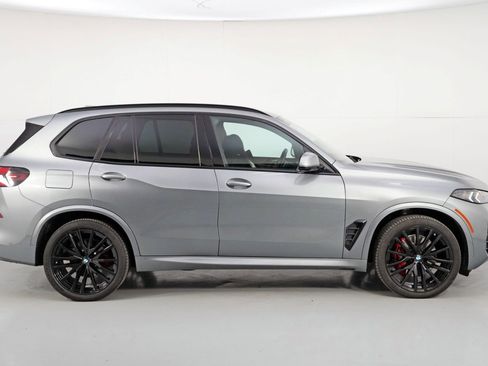 Used 2024 BMW X5 sDrive40i w/ M Sport Package image 62