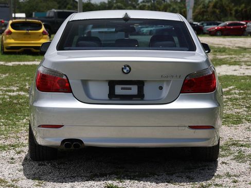 Used 2010 BMW 528i Sedan RWD image 7