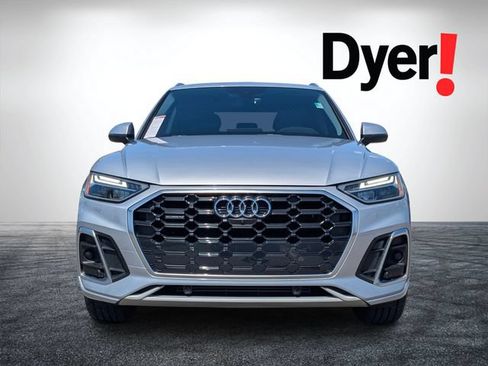 Used 2022 Audi Q5 2.0T Premium Plus w/ Premium Plus Package AWD/4WD image 9