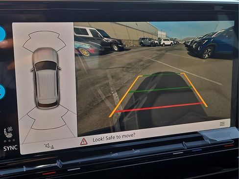 New 2026 Volkswagen Atlas Cross Sport SE FWD image 22