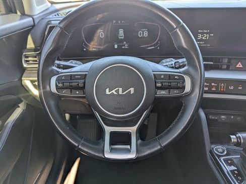 Certified 2023 Kia Sportage EX image 11