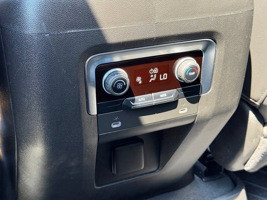 Used 2021 Chevrolet Tahoe RST AWD/4WD image 26