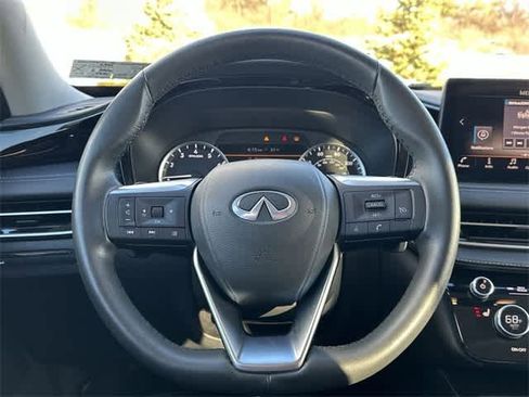 Used 2025 INFINITI QX60 Pure image 8