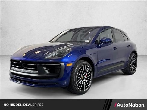 Certified 2024 Porsche Macan GTS AWD/4WD image 1