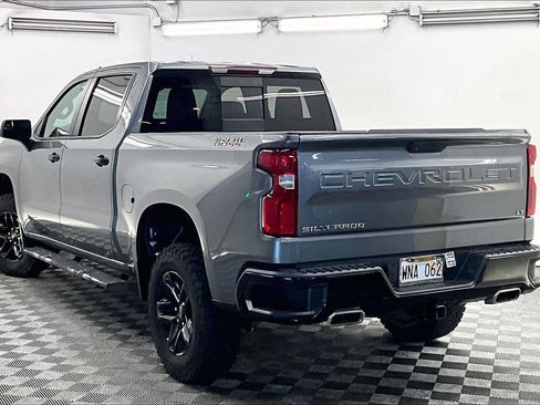 Used 2022 Chevrolet Silverado 1500 LT Trail Boss w/ Convenience Package II AWD/4WD image 10