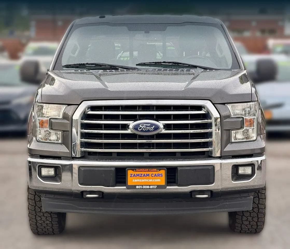 Used 2017 Ford F150 XLT w/ Equipment Group 302A Luxury AWD/4WD image 5