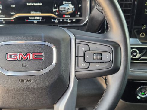 Certified 2024 GMC Sierra 1500 SLT image 23