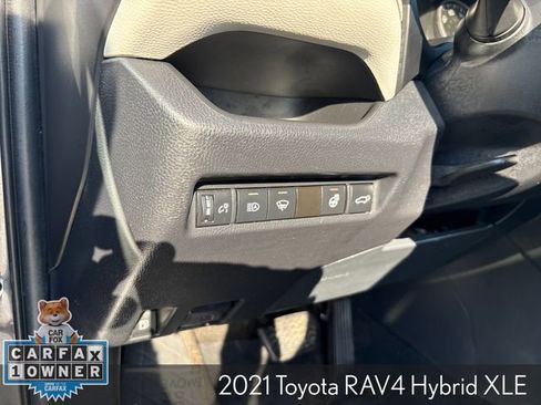 Used 2021 Toyota RAV4 XLE w/ Convenience Package AWD/4WD image 34