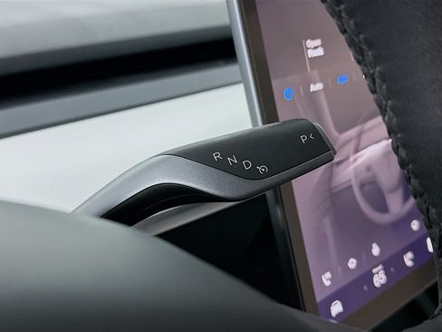 Used 2023 Tesla Model 3 Standard Range RWD image 24