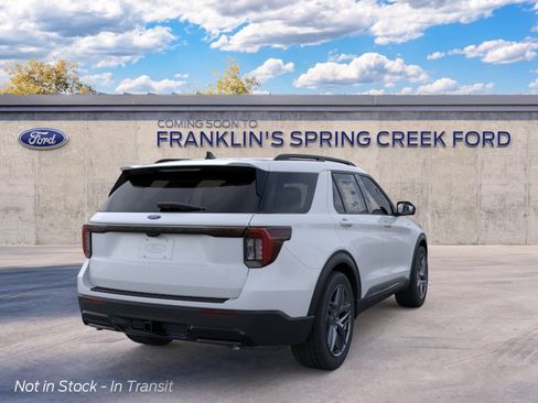 New 2026 Ford Explorer ST-Line w/ ST-Line Street Pack RWD image 8