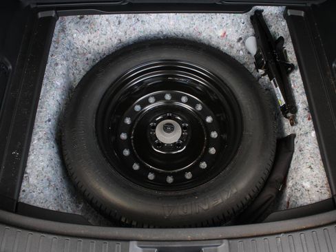 Used 2025 Honda CR-V EX image 8
