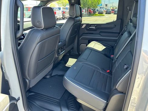 New 2026 GMC Sierra 1500 AT4X AWD/4WD image 8
