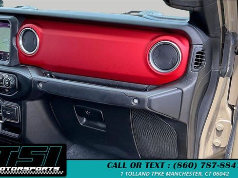 Used 2020 Jeep Gladiator Rubicon AWD/4WD image 16