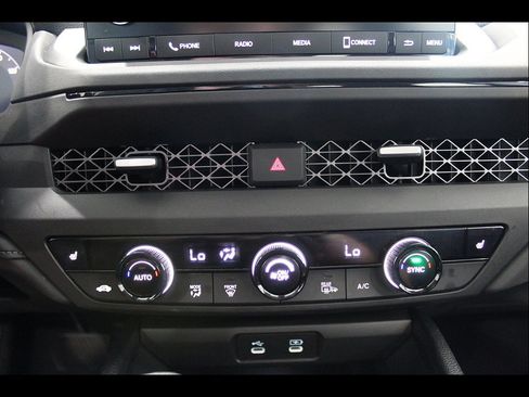 Certified 2025 Honda Accord SE image 29