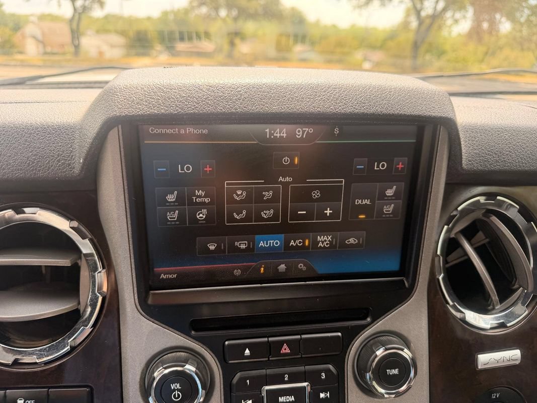 Used 2015 Ford F350 Platinum AWD/4WD image 29