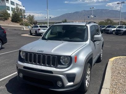 Used 2019 Jeep Renegade Latitude w/ UConnect 8.4 Nav Group