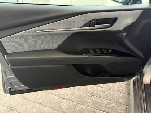 New 2026 Toyota Camry SE FWD image 5