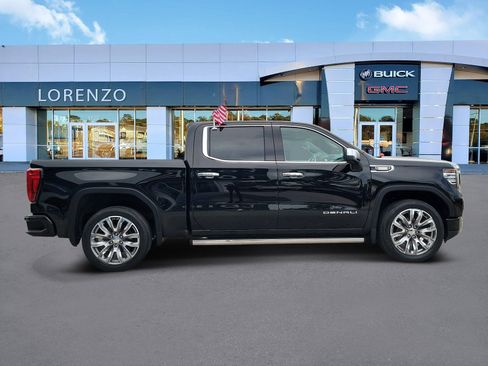 Used 2023 GMC Sierra 1500 Denali w/ Denali Reserve Package AWD/4WD image 4