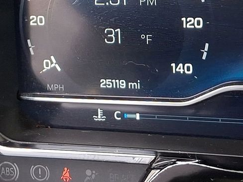 Used 2024 Chevrolet Silverado 1500 LT image 24