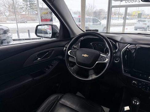 Used 2019 Chevrolet Traverse LT image 44
