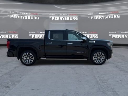 Used 2023 GMC Sierra 1500 Denali AWD/4WD image 9