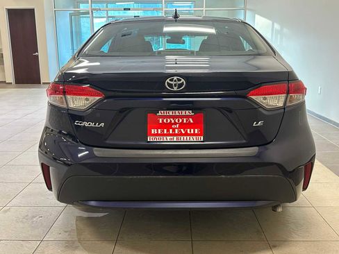 Used 2022 Toyota Corolla LE image 5