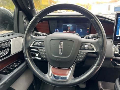 Certified 2023 Lincoln Navigator Reserve image 26