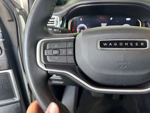 Used 2022 Jeep Wagoneer Series I AWD/4WD image 22