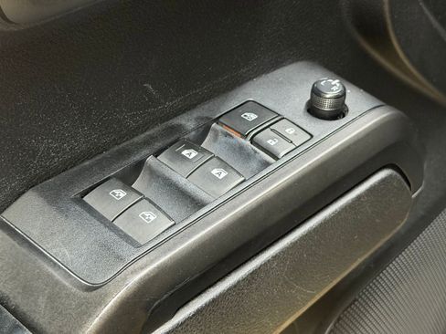 Used 2021 Toyota Tacoma TRD Sport image 25