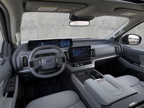 New 2025 Ford Expedition Max Active image 9