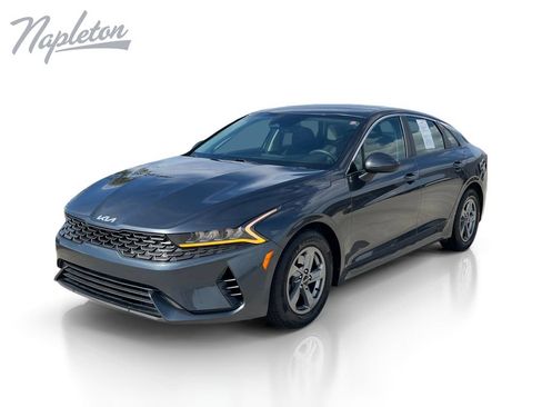 Used 2022 Kia K5 LXS FWD image 1