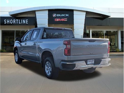 Used 2025 Chevrolet Silverado 1500 LT AWD/4WD image 5