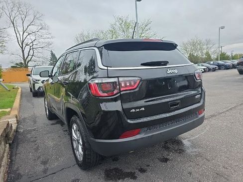 Used 2025 Jeep Compass Latitude w/ Sun & Sound Group image 7