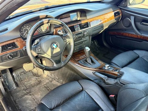 Used 2008 BMW 335i Convertible w/ Premium Pkg image 9