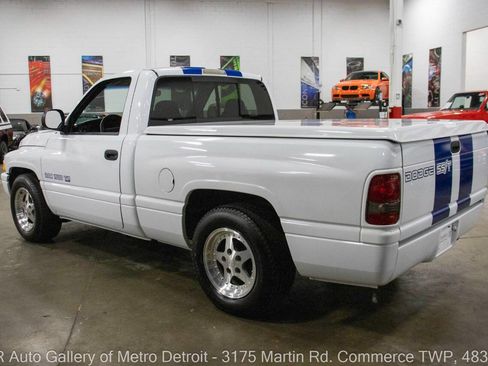 Used 1998 Dodge Ram 1500 Truck 2WD Regular Cab image 4