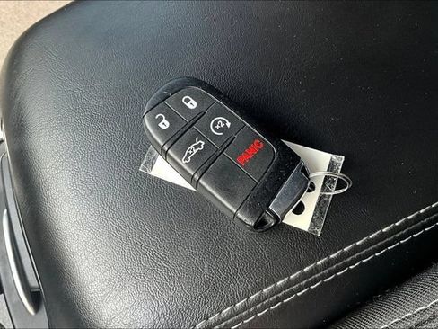 Used 2018 Dodge Charger SXT RWD image 34