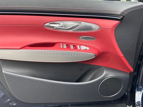 New 2026 Genesis GV70 2.5T Sport Prestige image 10