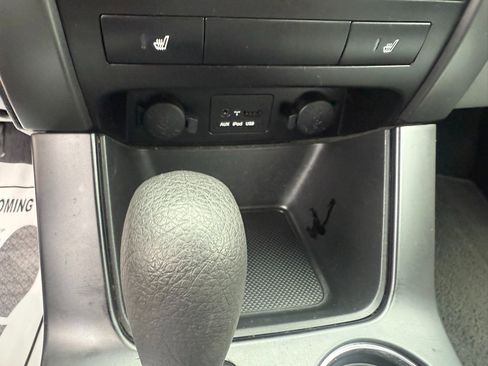 Used 2011 Kia Sorento LX w/ Convenience Pkg image 14