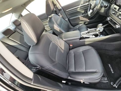 Used 2024 Nissan Altima 2.5 SL AWD/4WD image 31